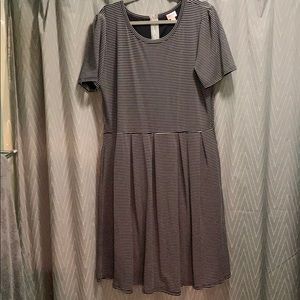 Short Sleeved Midi Dress